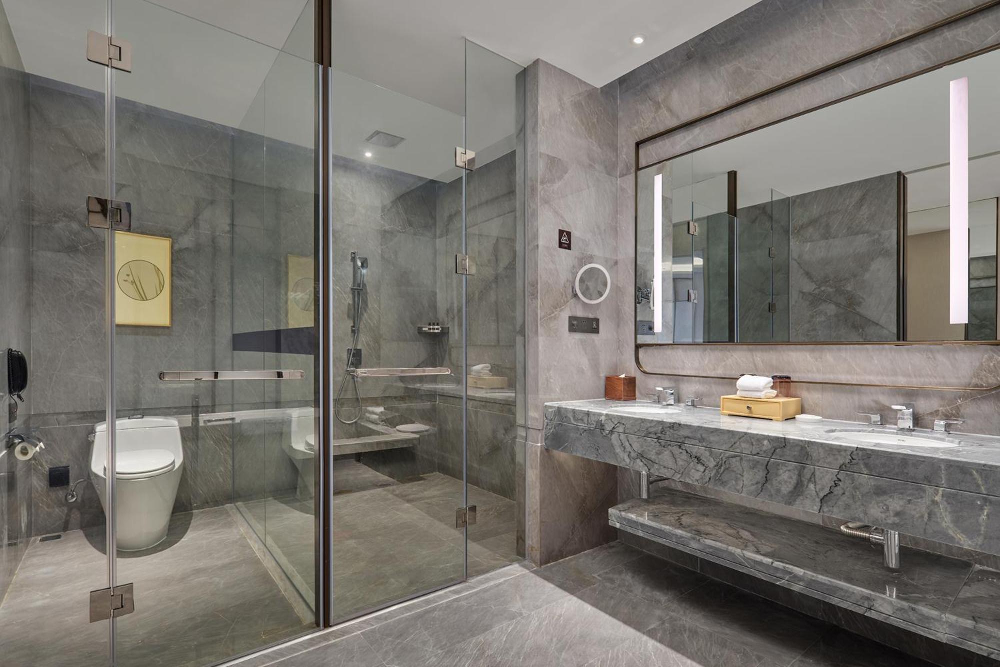 Dongguan Dongcheng International Hotel - Free Shuttle Buses For Executive Room Guests During Canton Fair Esterno foto