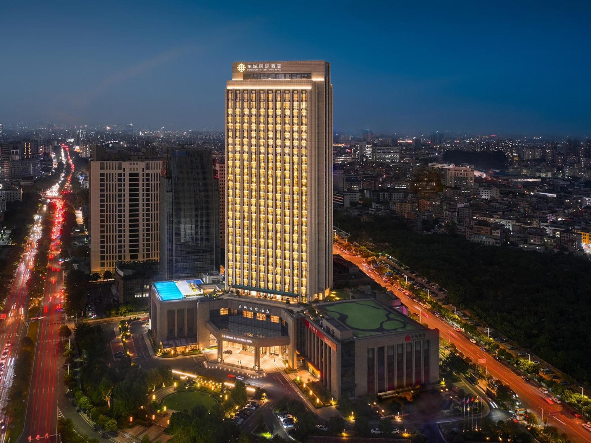 Dongguan Dongcheng International Hotel - Free Shuttle Buses For Executive Room Guests During Canton Fair Esterno foto
