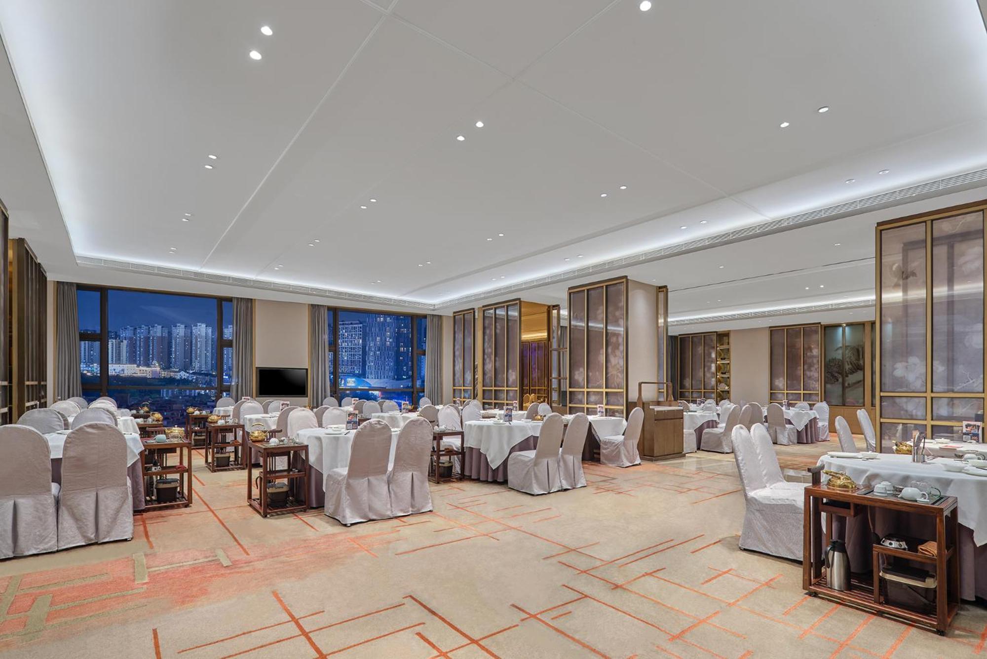 Dongguan Dongcheng International Hotel - Free Shuttle Buses For Executive Room Guests During Canton Fair Esterno foto