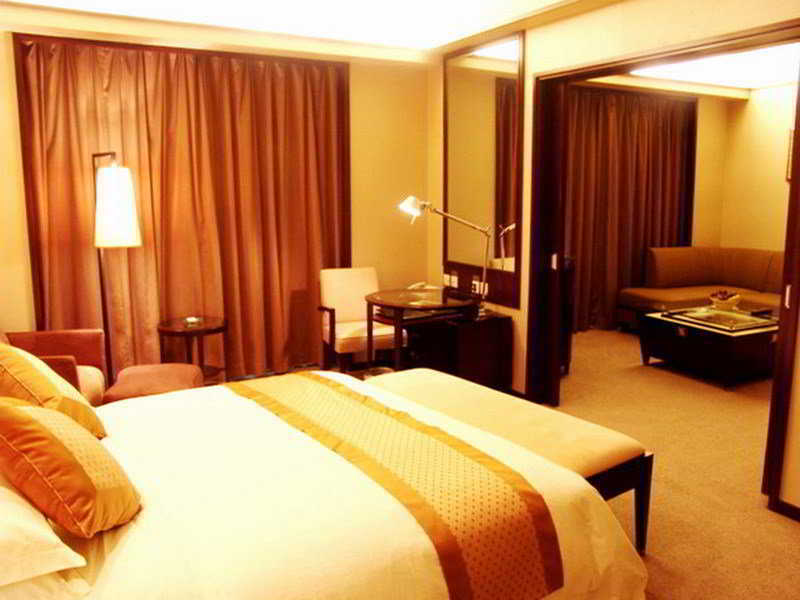 Dongguan Dongcheng International Hotel - Free Shuttle Buses For Executive Room Guests During Canton Fair Esterno foto